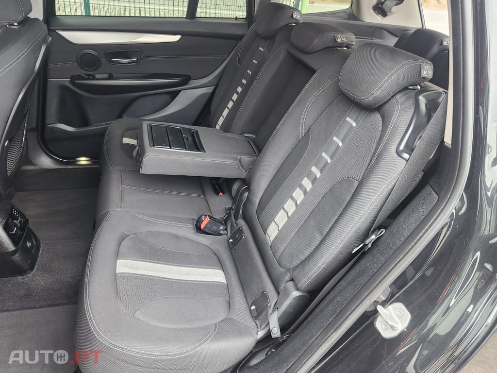 BMW 216 d 7L Line Sport