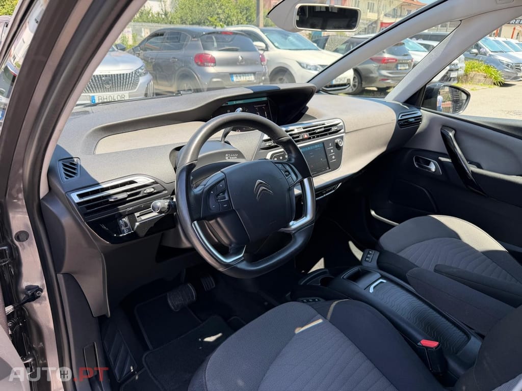 Citroen C4 SpaceTourer 1.5 BlueHDi Shine EAT8