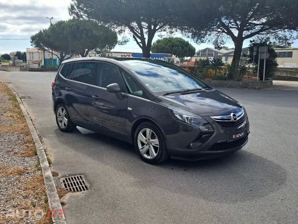 Opel Zafira 1.6 CDTi Cosmo
