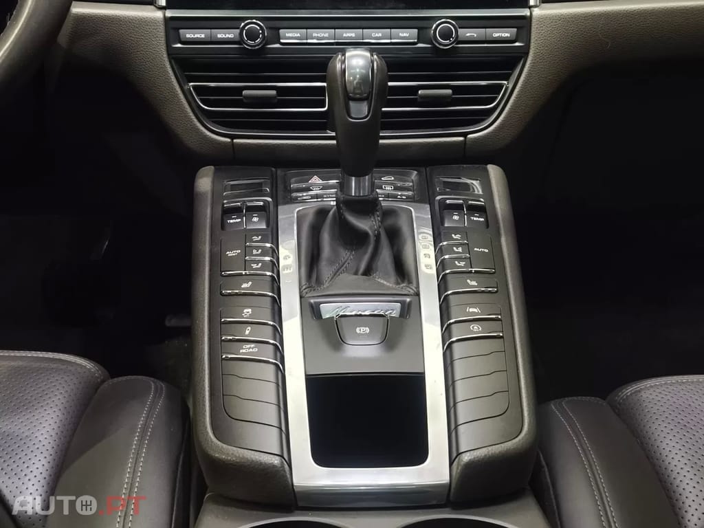 Porsche Macan PDK