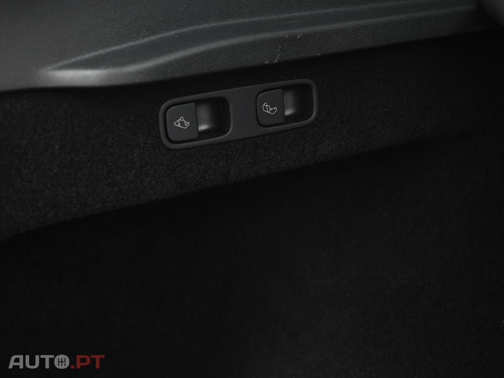 Tesla Model Y Performance Tração Integral