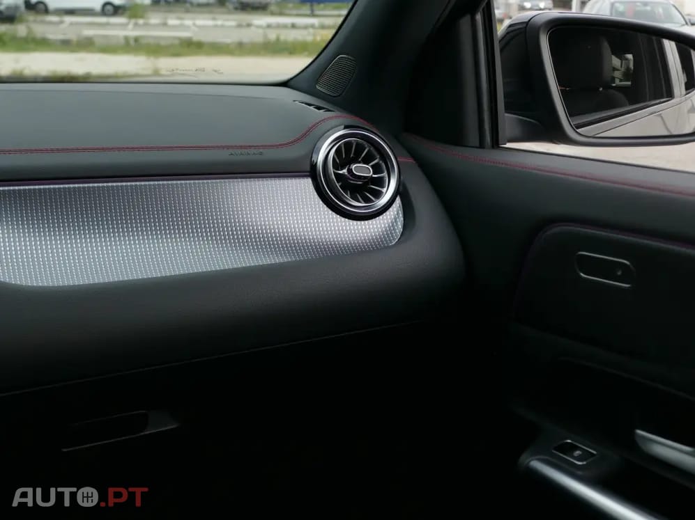 Mercedes-Benz EQA 250 AMG Line