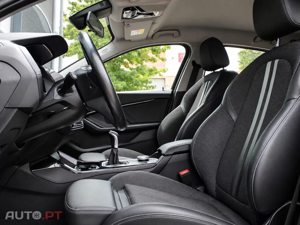 BMW 116 d Corporate Edition — fotografia 13