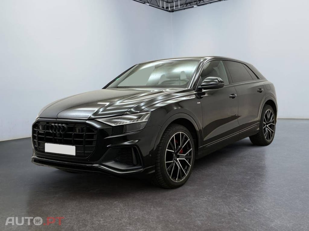 Audi Q8 55 TFSIe quattro Tiptronic S Line