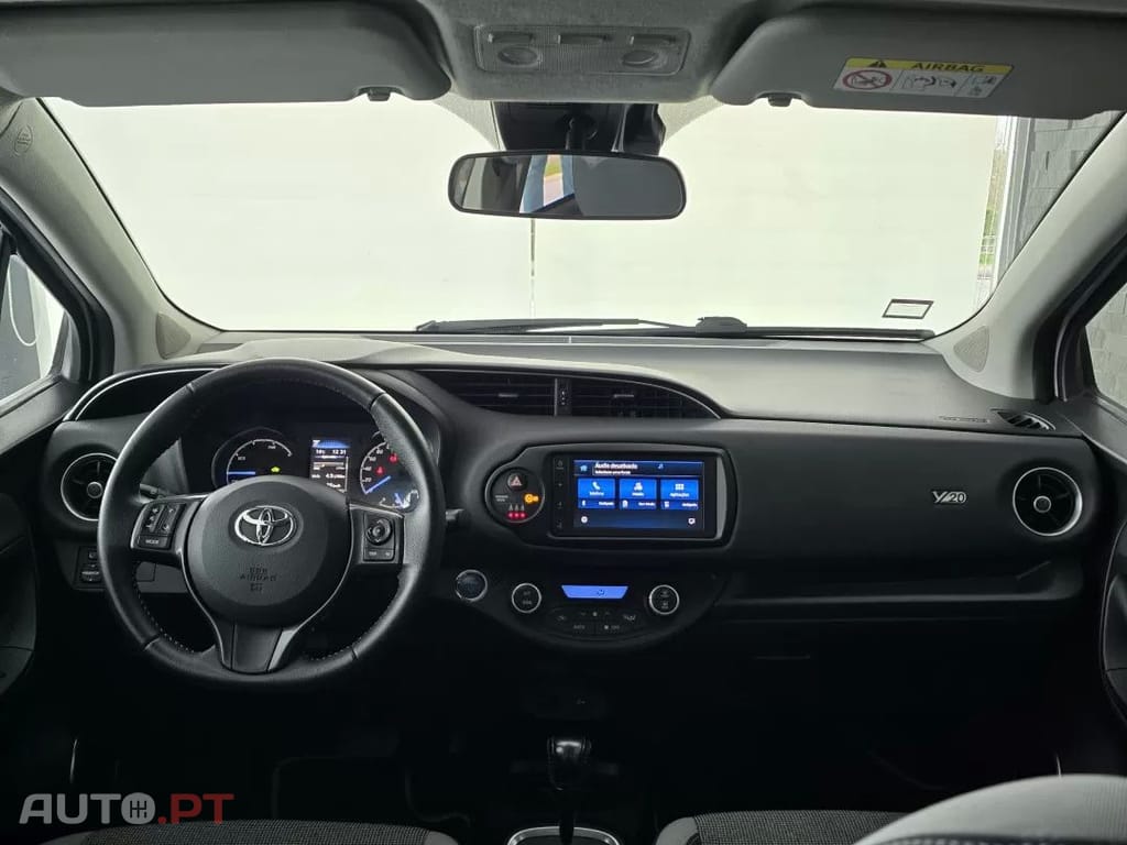 Toyota Yaris 1.5 HSD 20 Anos