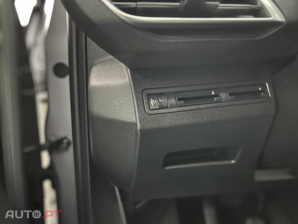 Peugeot 3008 1.6 BlueHDi Allure