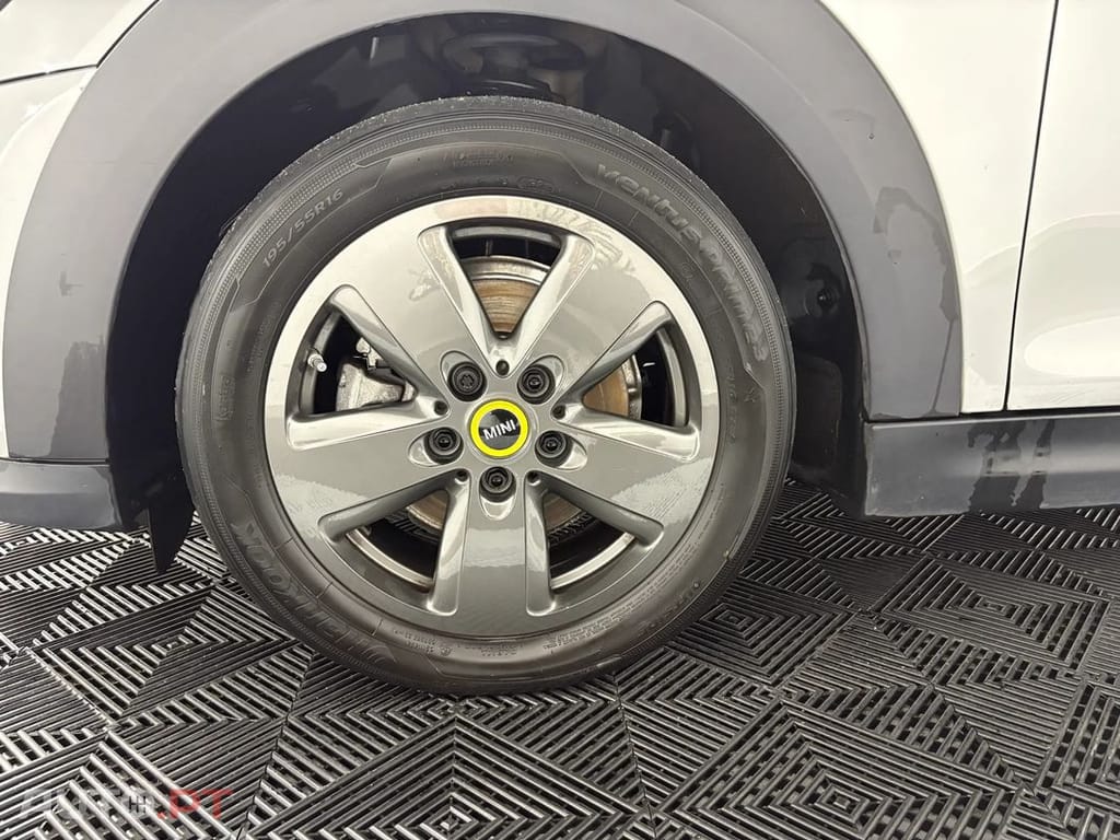 MINI Cooper Cooper SE S