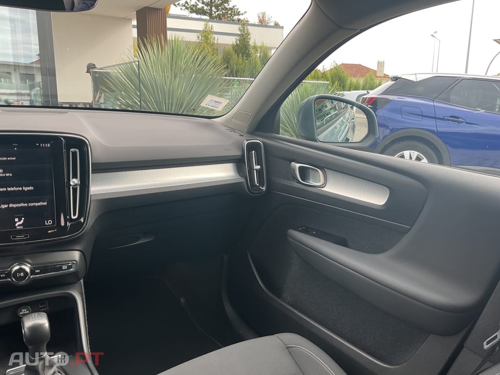 Volvo XC40 1.5 T3 Momentum