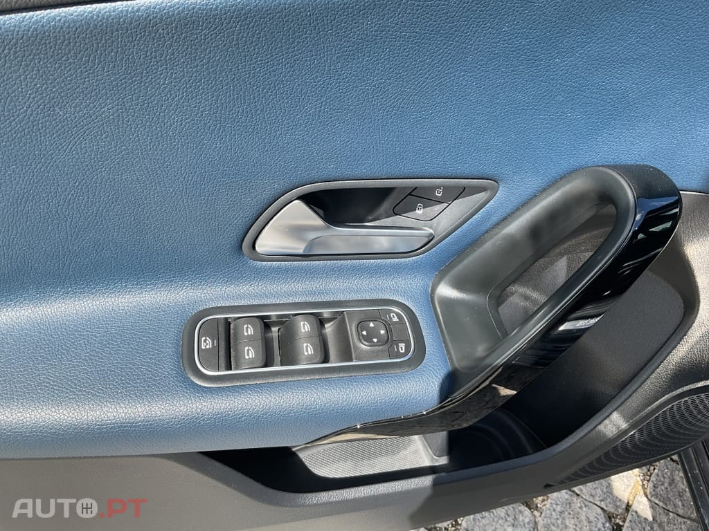 Mercedes-Benz A 180 d Business Solutions