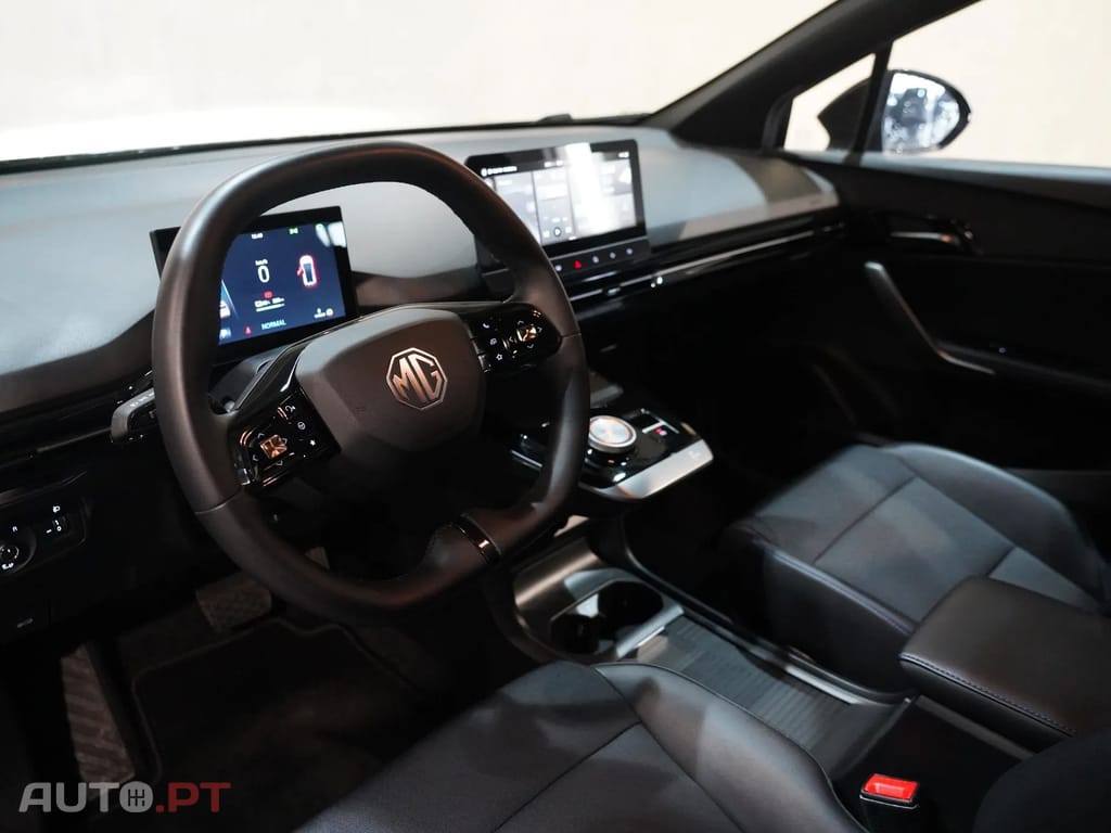 MG MG4 64 kWh Luxury