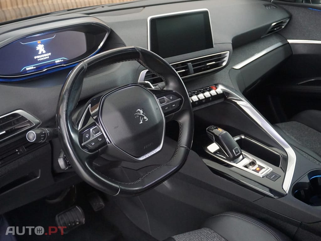 Peugeot 5008 1.2 PureTech Allure EAT8