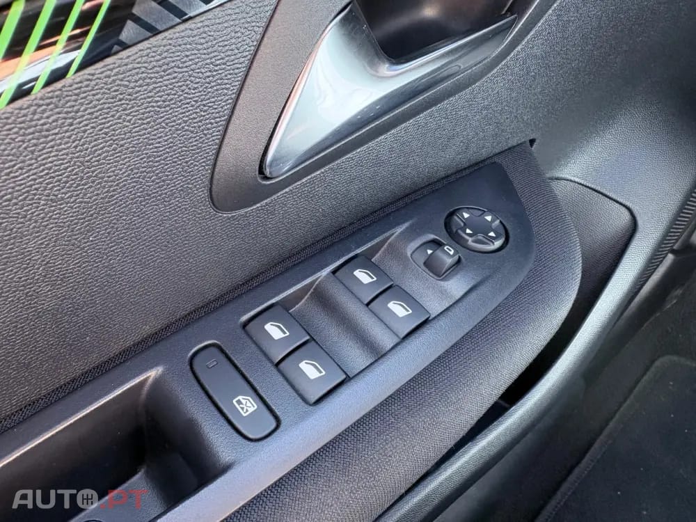 Peugeot 208 1.2 PureTech Active Pack