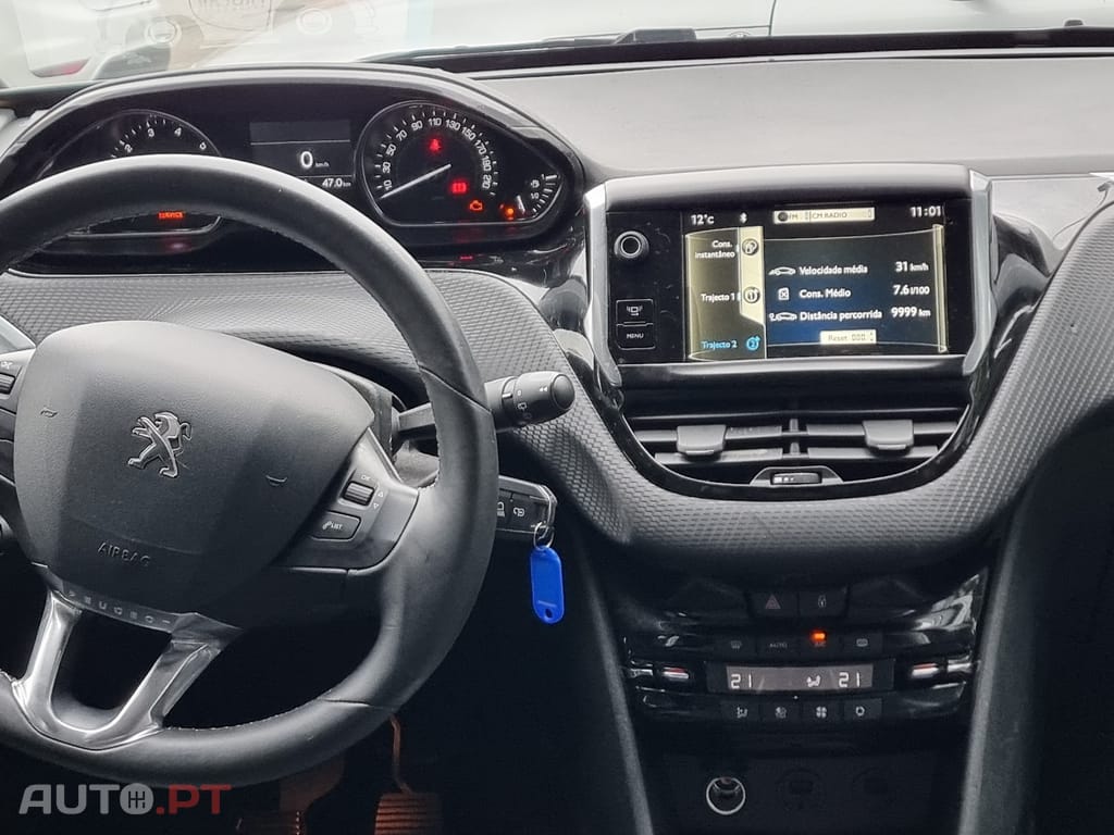 Peugeot 2008 1.2 PureTech Style