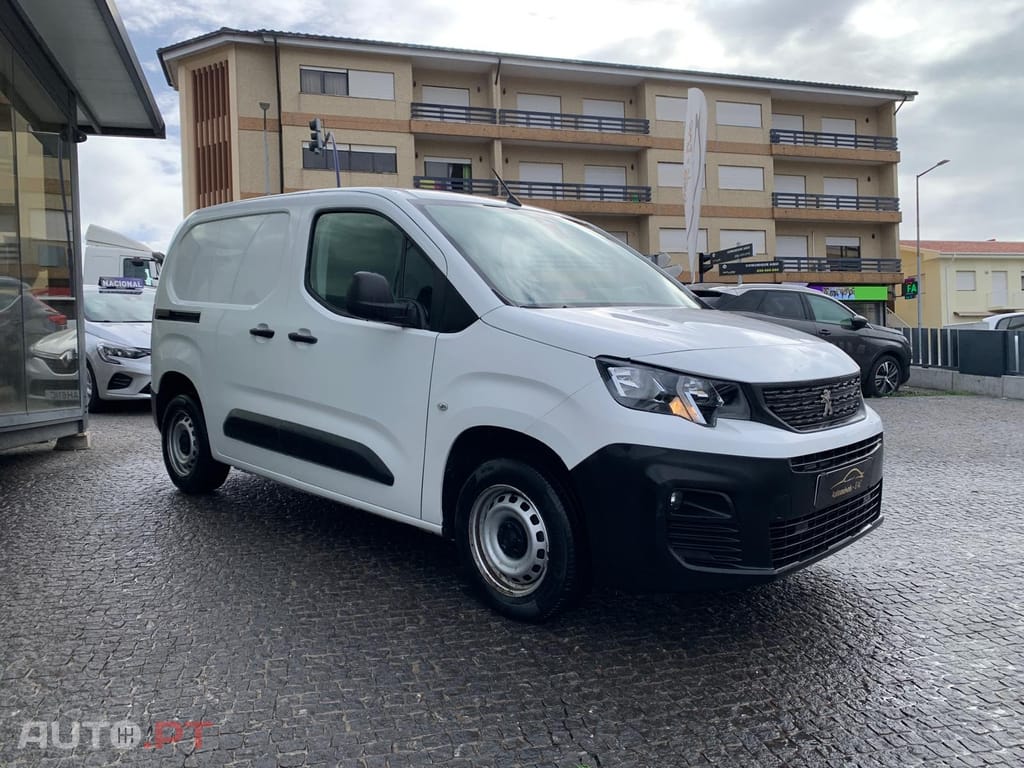 Peugeot Partner 1.5 BlueHDi Premium Standard
