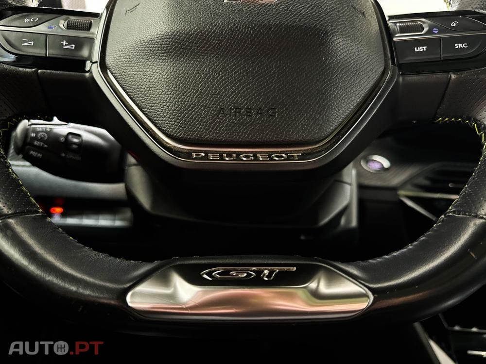 Peugeot E-2008 50 kWh GT Pack