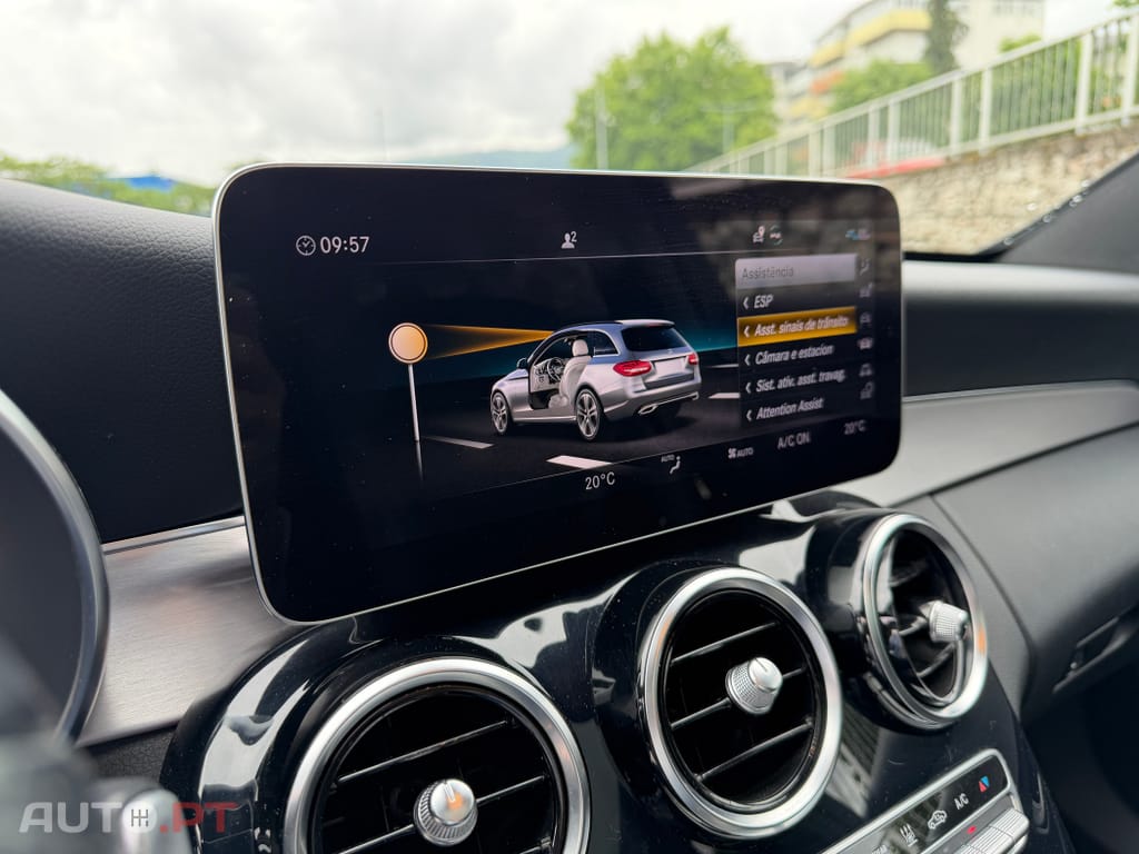 Mercedes-Benz C 300 de AMG Line