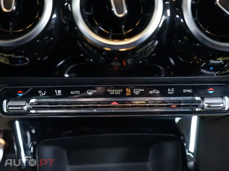 Mercedes-Benz CLA 180 d Shooting Brake AMG Line