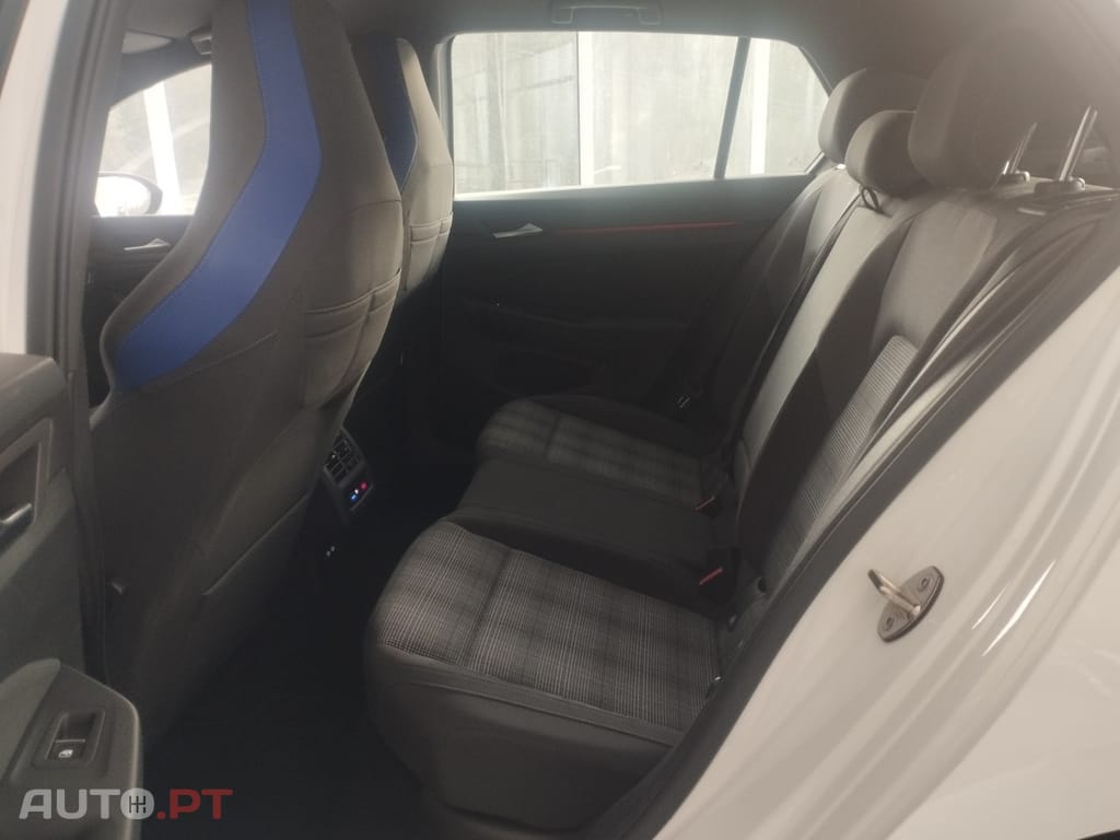 Volkswagen Golf 1.5 TSI e-Hybrid GTE DSG