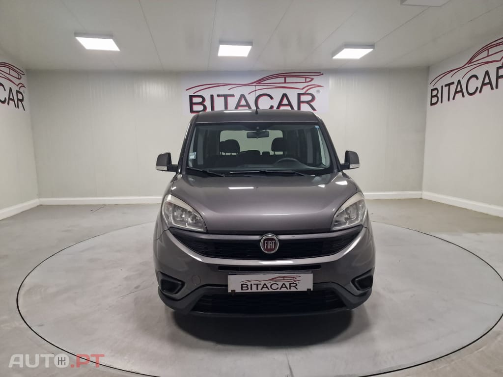 Fiat Doblo COMBI MAXI 1.3 MULTIJET 5 LUGARES
