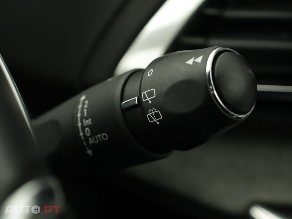 Peugeot 3008 3008 1.2 Hybrid GT e-DCS6