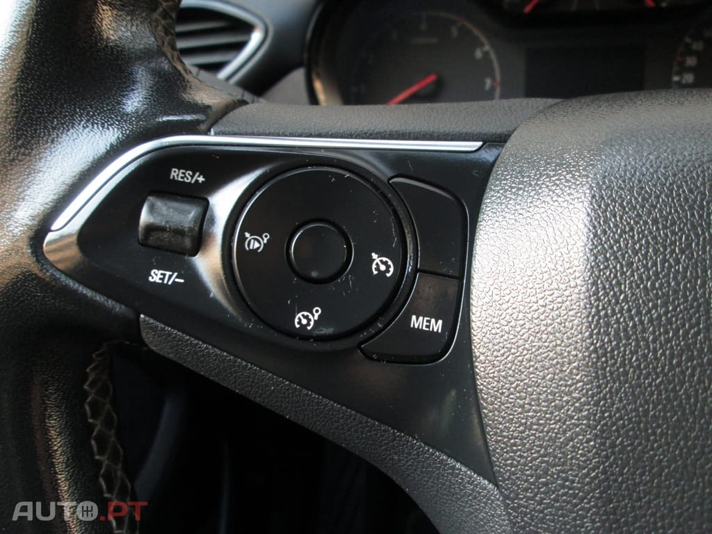 Opel Crossland X 1.2 T Edition