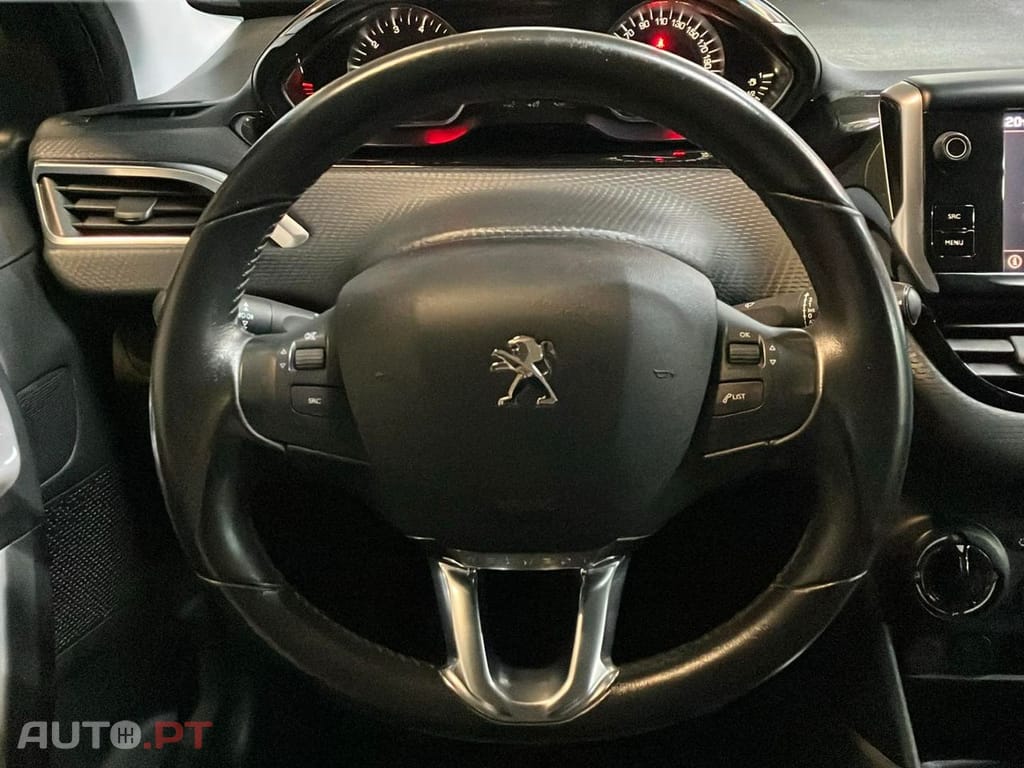 Peugeot 2008 1.2 PureTech Style