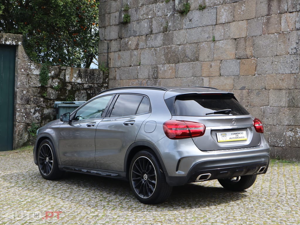 Mercedes-Benz GLA 180 d AMG Line