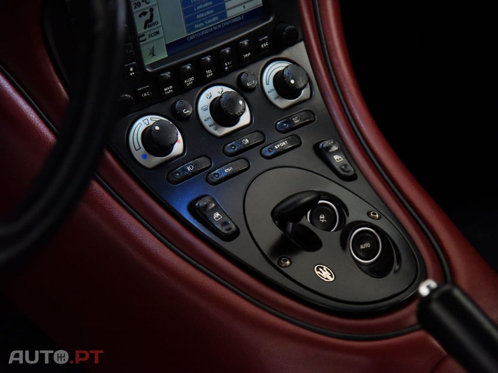 Maserati 4200 COUPE GT CAMBIOCORSA V8