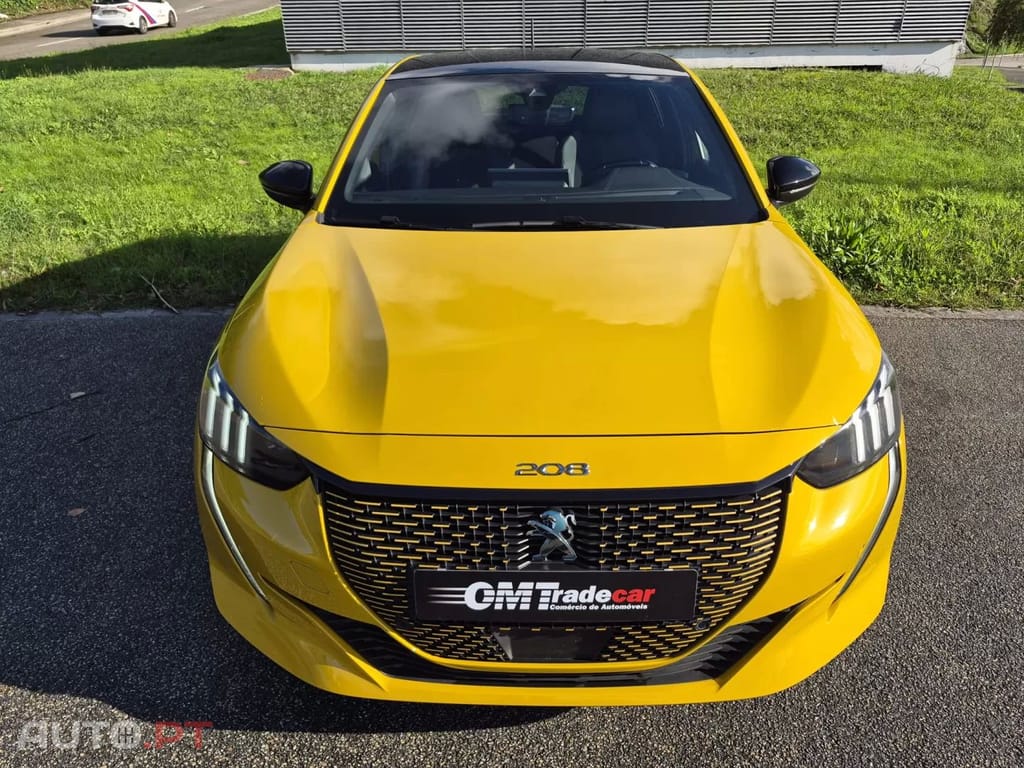 Peugeot E-208 50 kWh GT