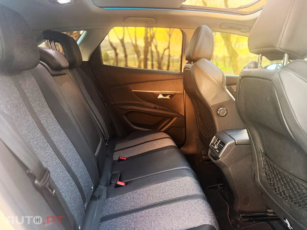 Peugeot 3008 1.2 PureTech Allure EAT6