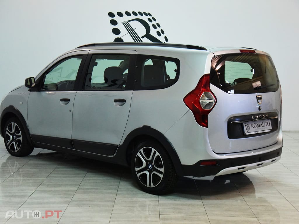 Dacia Lodgy 1.5 Blue dCi Stepway 7L
