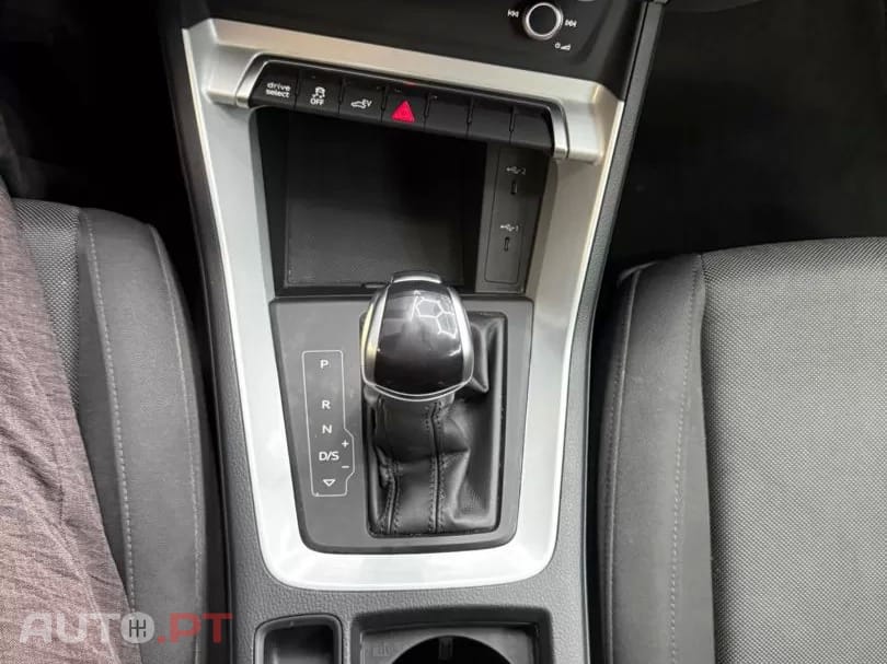 Audi Q3 1.4 TFSIe S-Line
