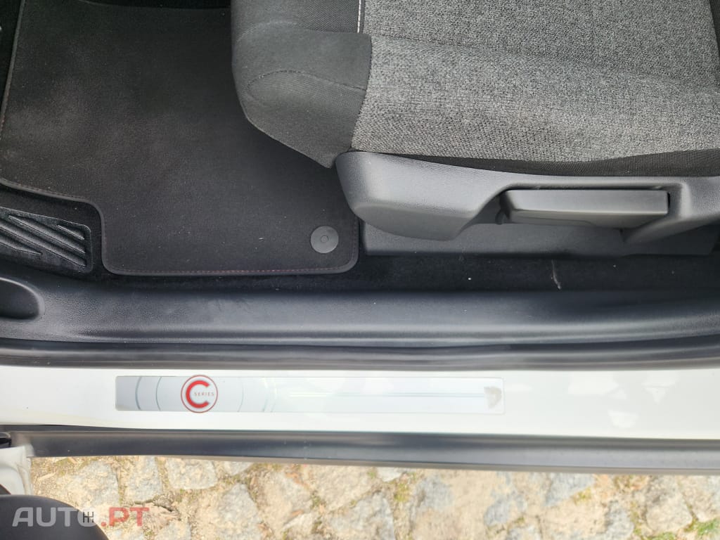 Citroen C3 Aircross 1.2 PureTech C-Series