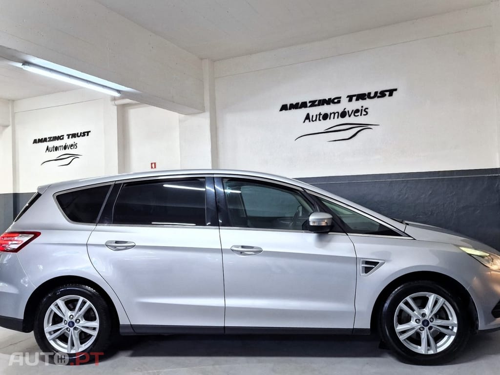 Ford S-Max 2.0 TDCi Titanium