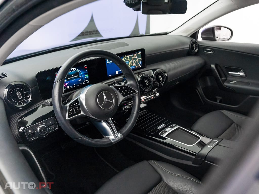 Mercedes-Benz A 250 e Style Plus