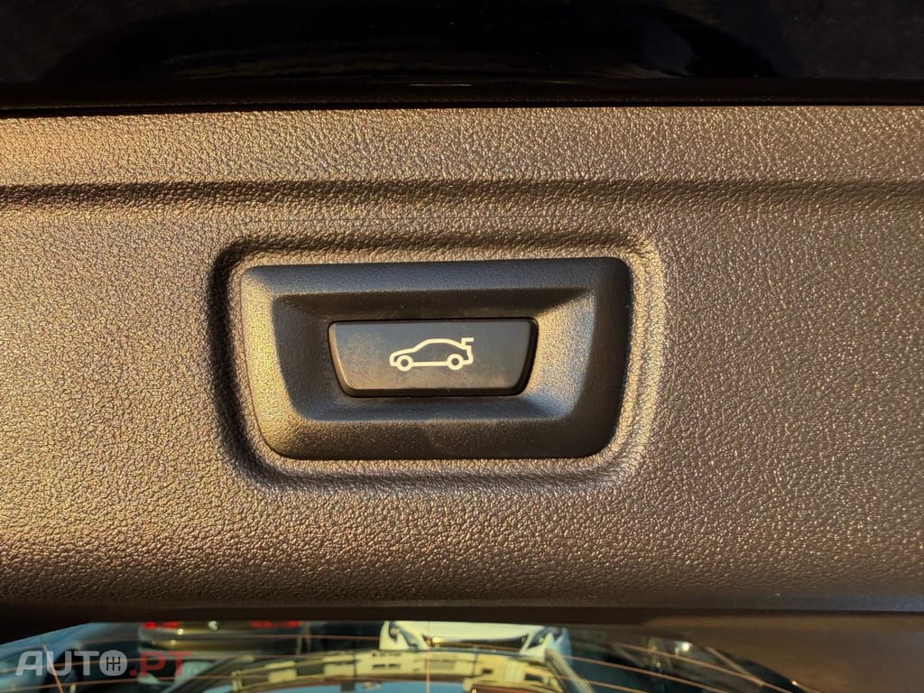 BMW 320 e Line Sport Auto