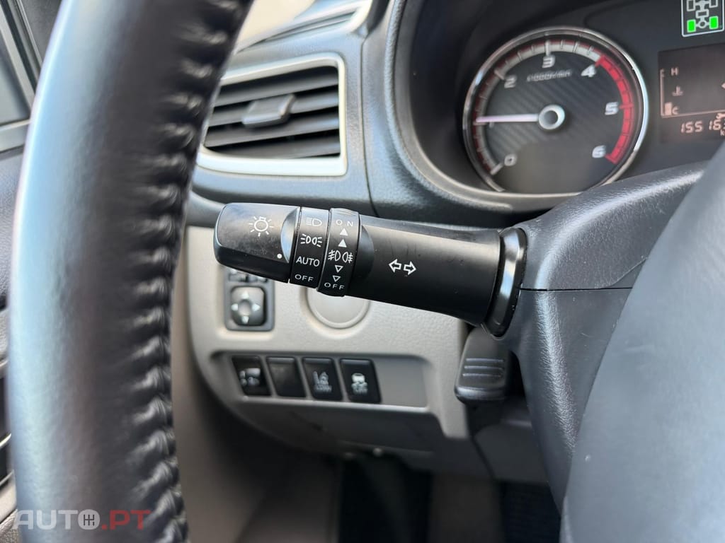 Mitsubishi L200 2.4 DI-D CD Sportbox Strakar 4WD