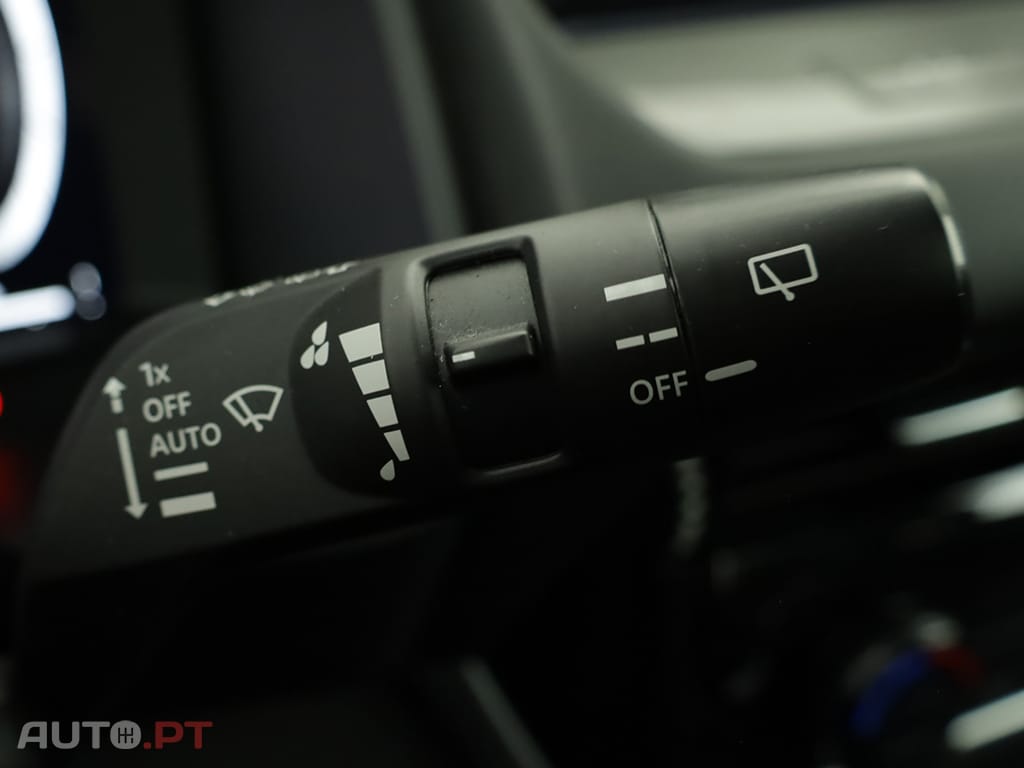 Nissan Qashqai Qashqai 1.3 DIG-T N-Connecta LED Xtronic