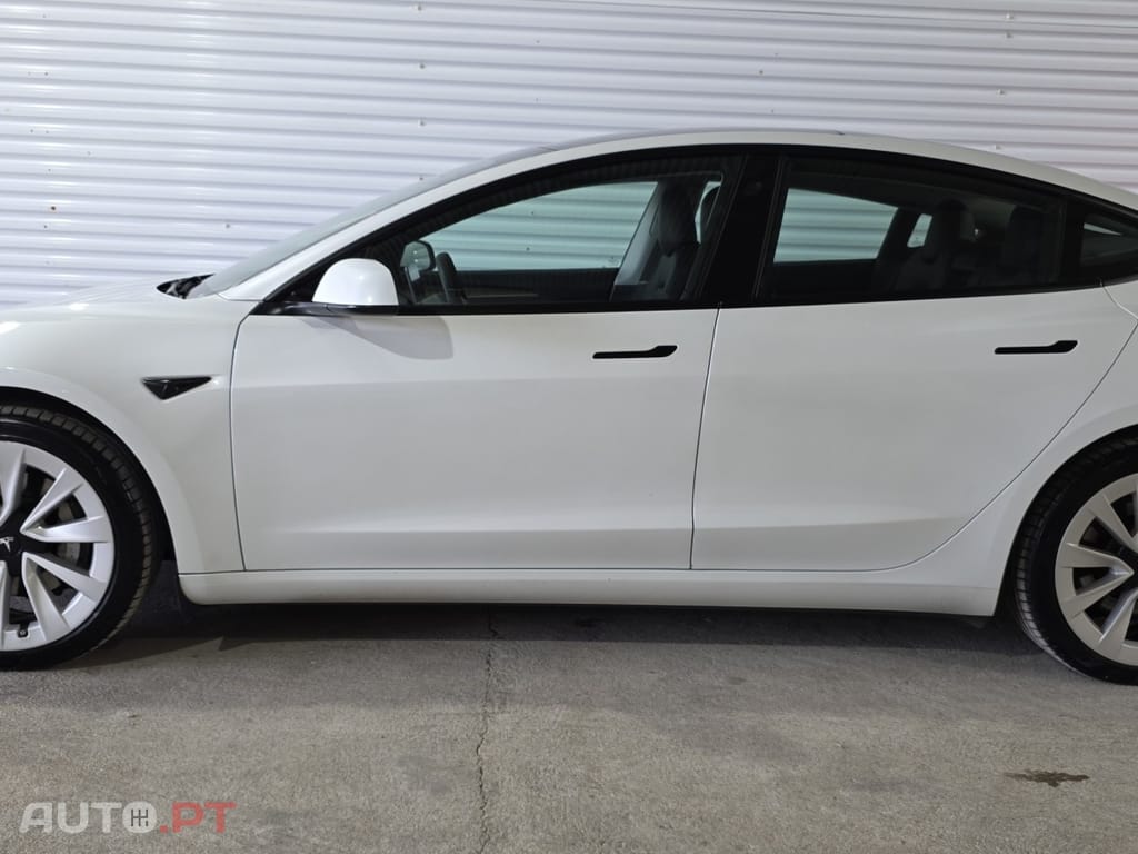 Tesla Model 3 Long Range AWD Dual Motor