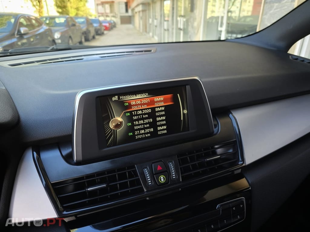 BMW 216 d Line Sport