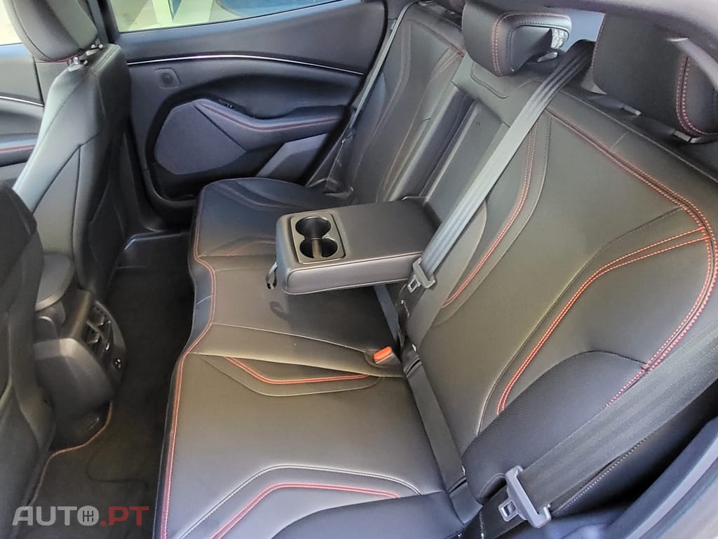 Ford Mustang Mach-E 98.7 kWh Premium