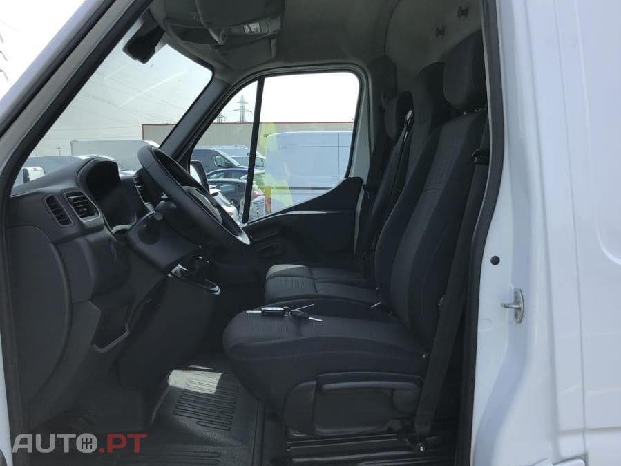Renault Master 2.3 dCi L2H2 3.3T
