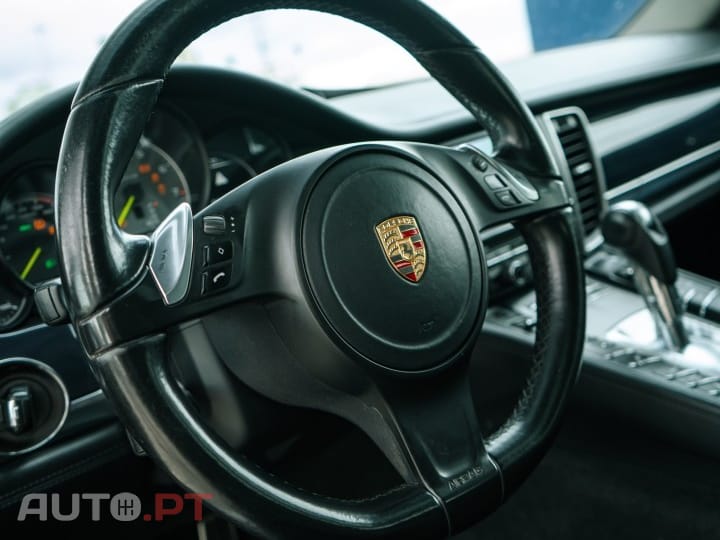 Porsche Panamera S e-Hybrid