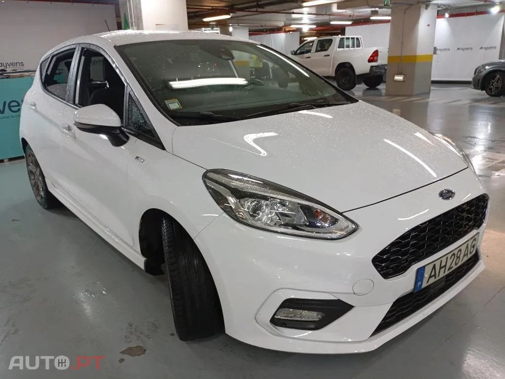 Ford Fiesta 1.0 EcoBoost MHEV ST-Line