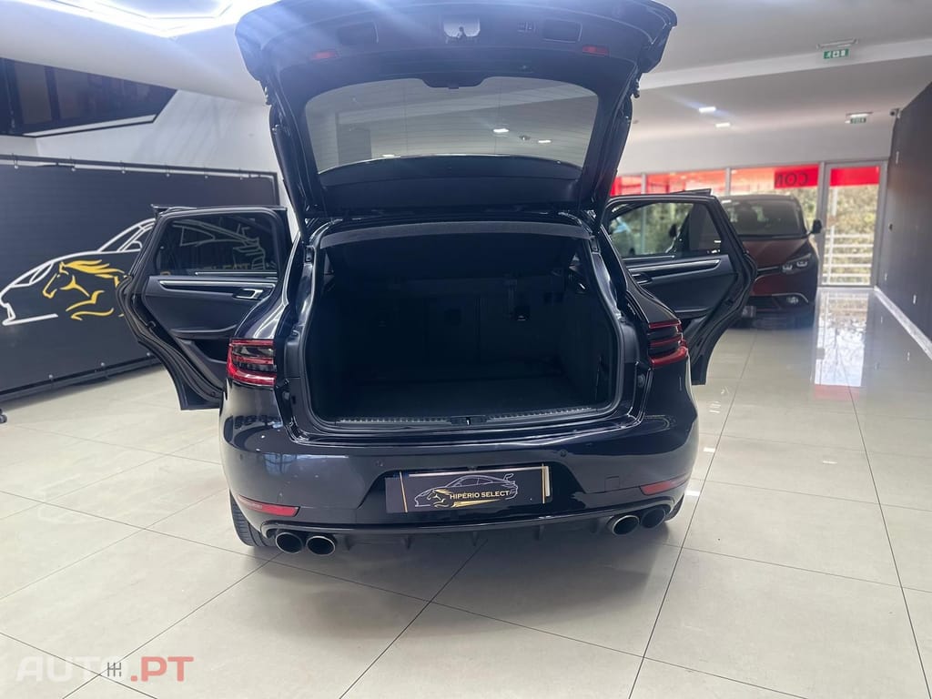 Porsche Macan S