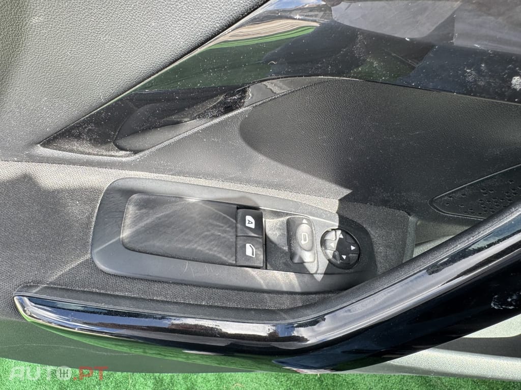 Peugeot 208 1.5 BlueHDi Active Business Pack