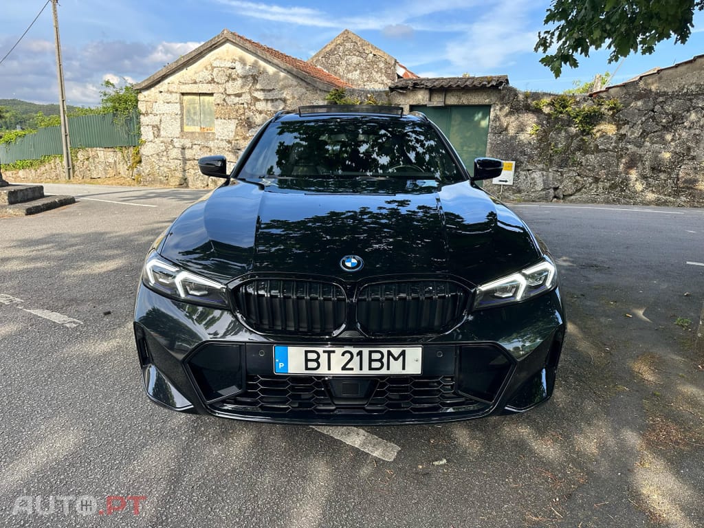 BMW 330 e Touring Pack Desportivo M Auto