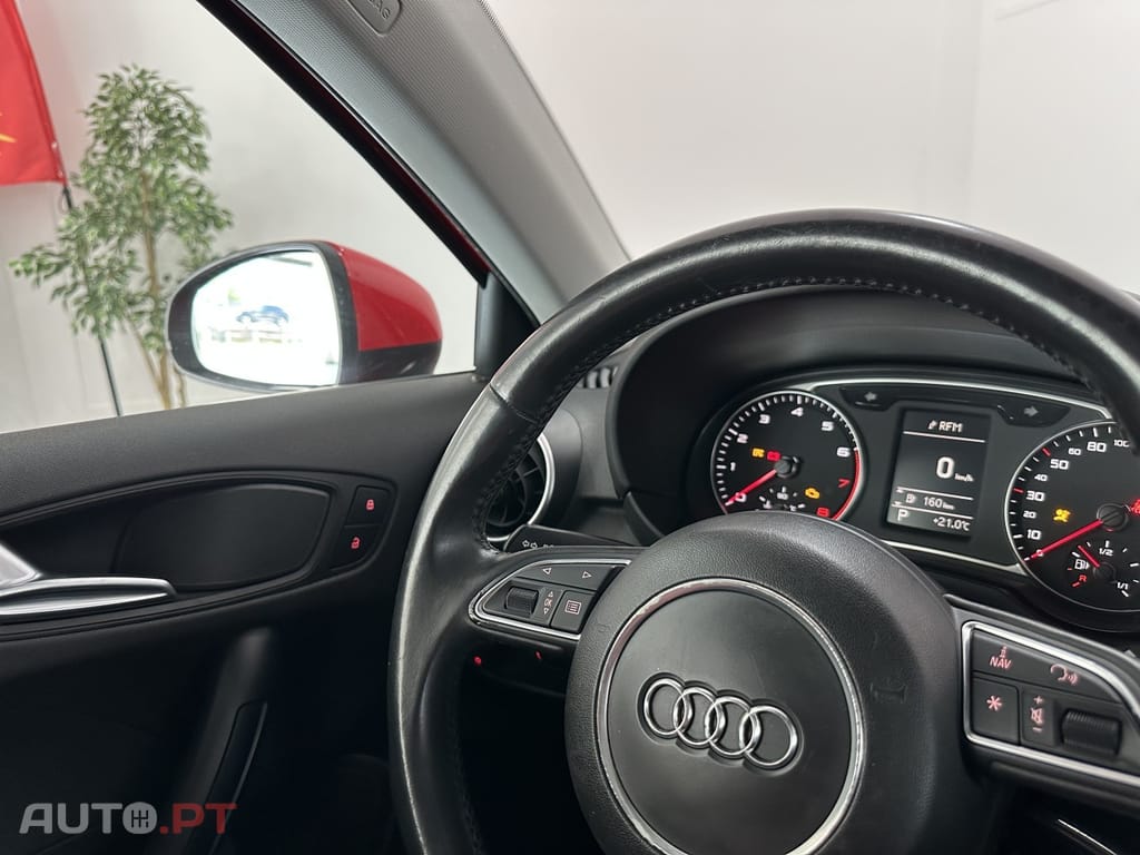 Audi A1 1.4 TFSI Attraction S-Tronic
