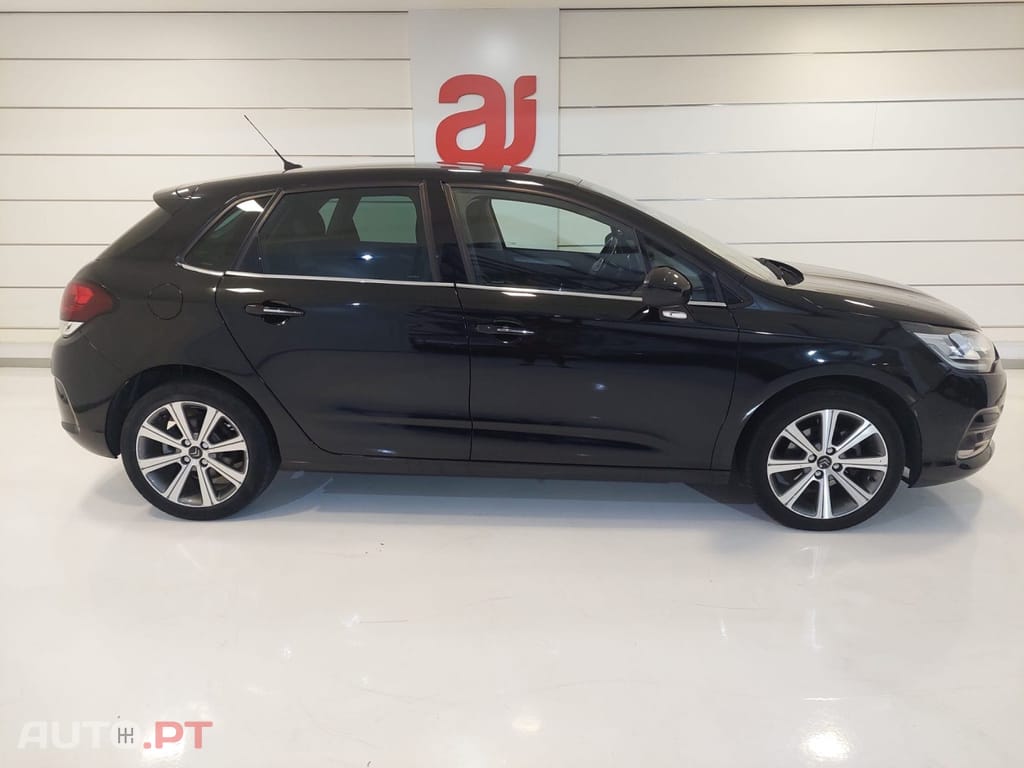 Citroen C4 PureTech 130 Stop & Start EAT6 Selection