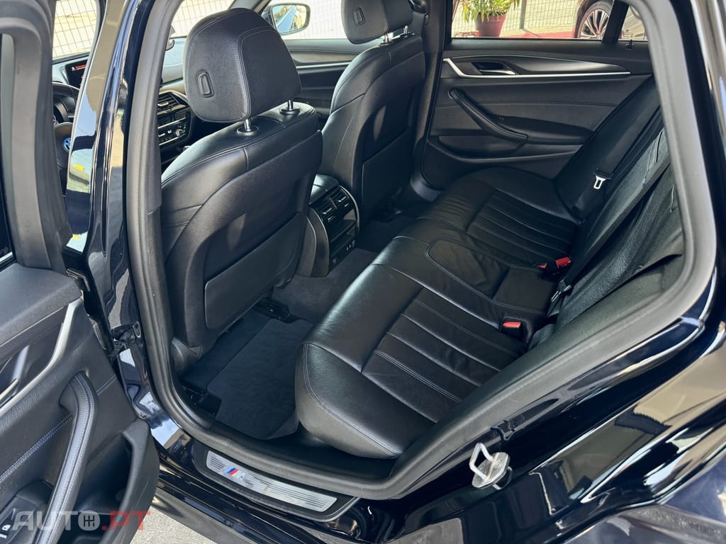 BMW 530 e Pack Desportivo M